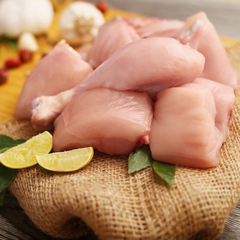 CHICKEN QORMA CUT (16 PCS)